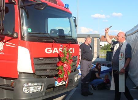 PREVZEM NOVIH GASILSKIH VOZIL 26 FOTO LJUBO VUKELIČ